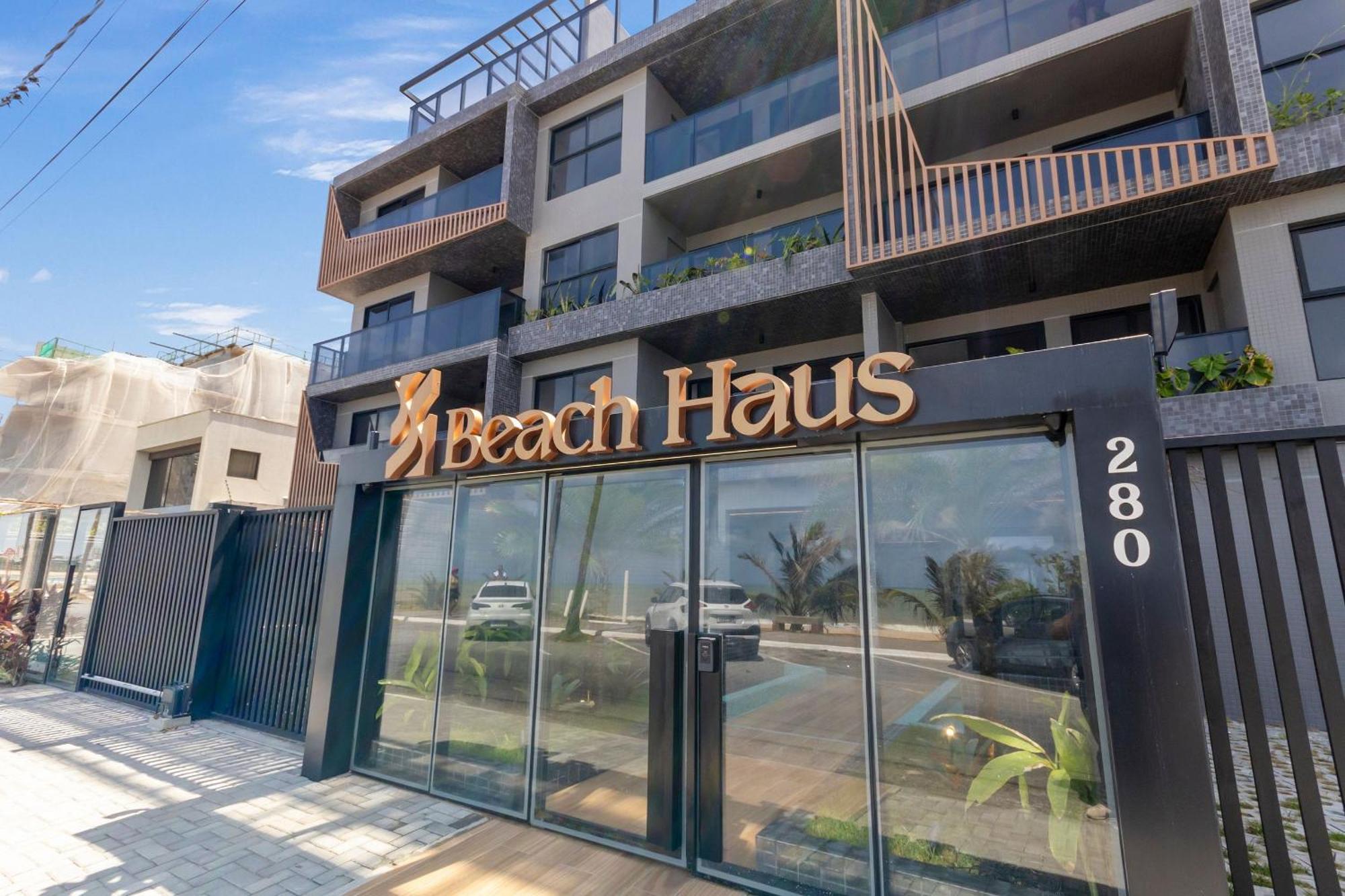Haus #137 - Estudio Em Bessa Por Carpediem