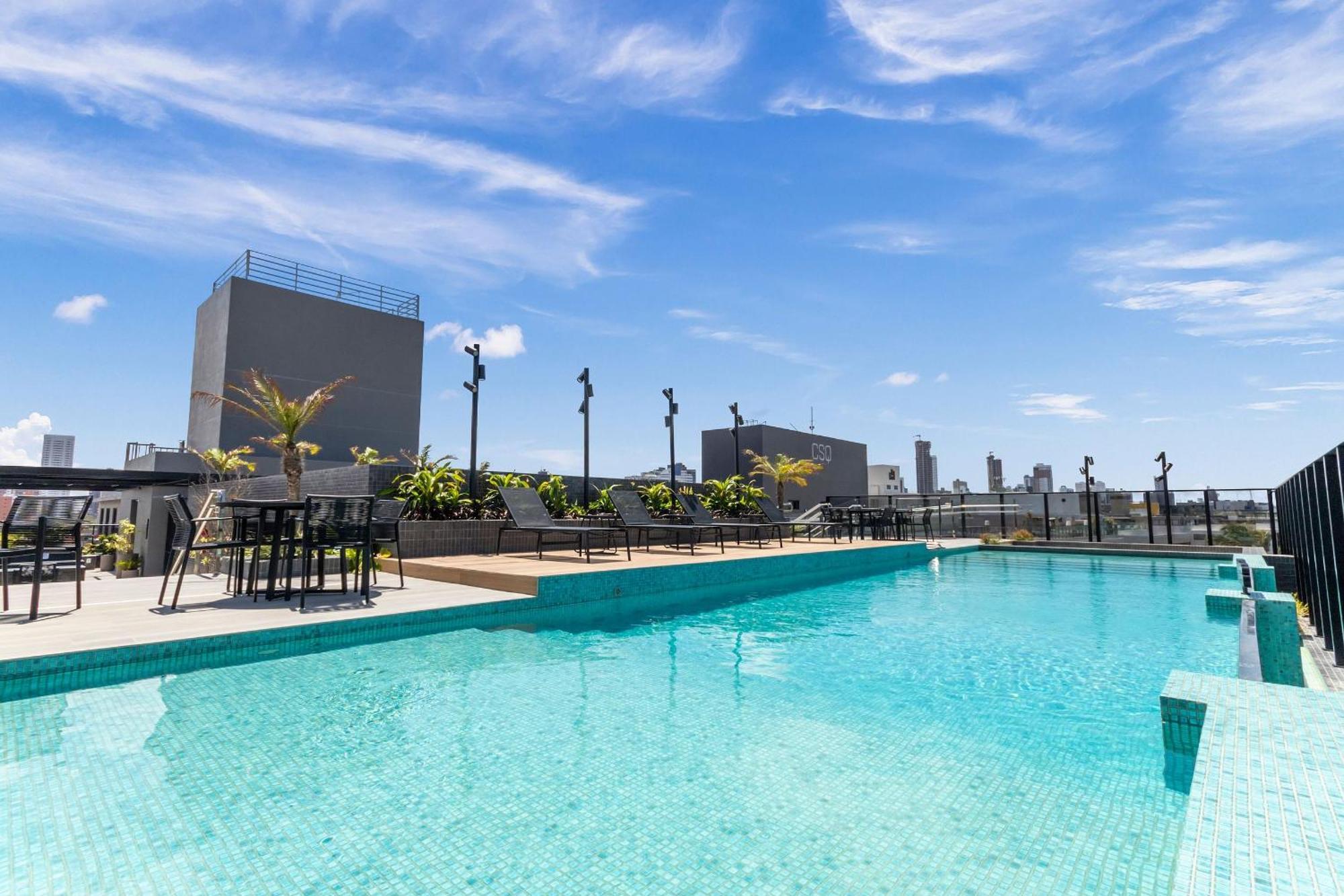 Haus #137 - Estudio Em Bessa Por Carpediem *
