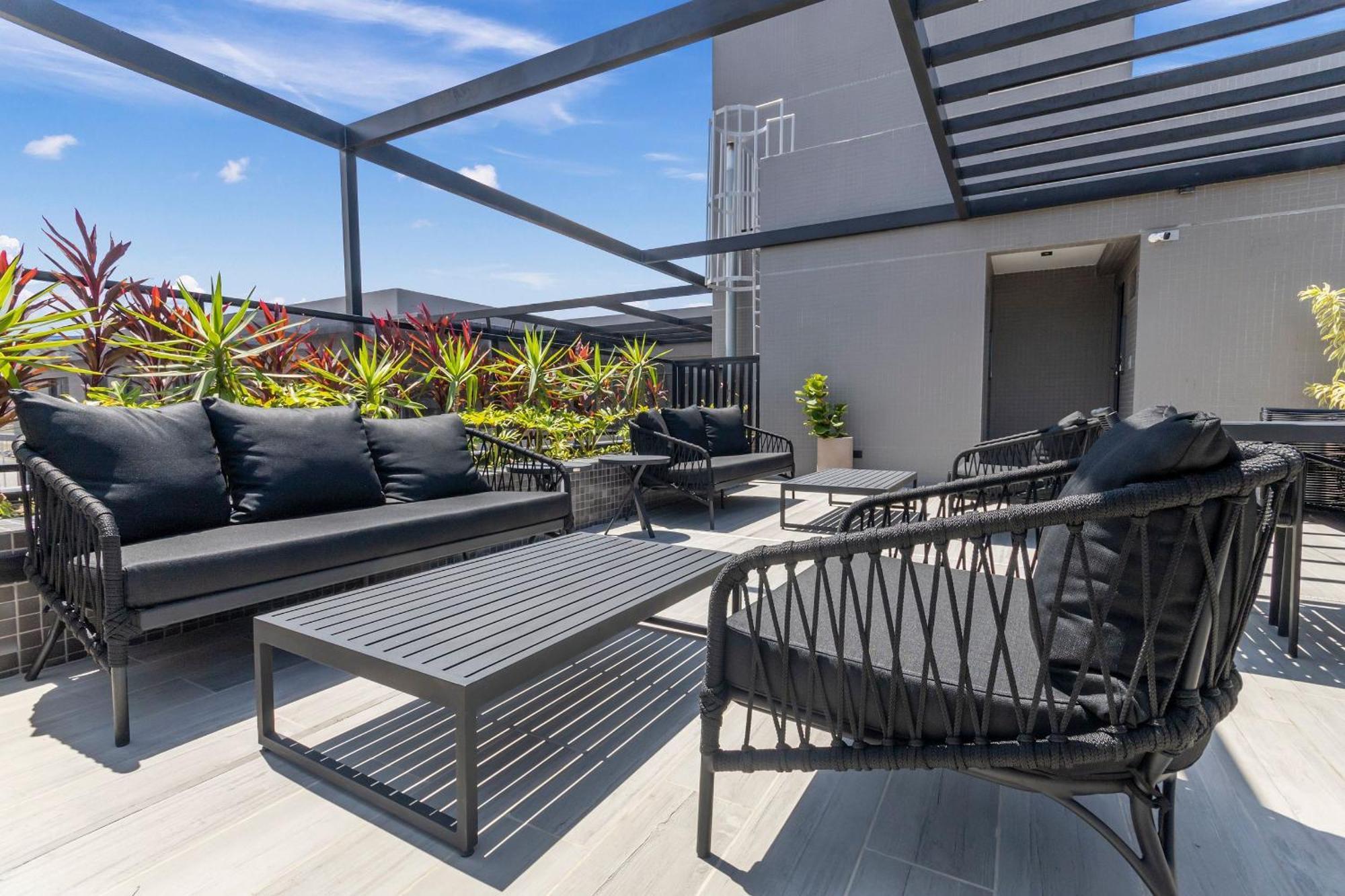 Haus #137 - Estudio Em Bessa Por Carpediem *