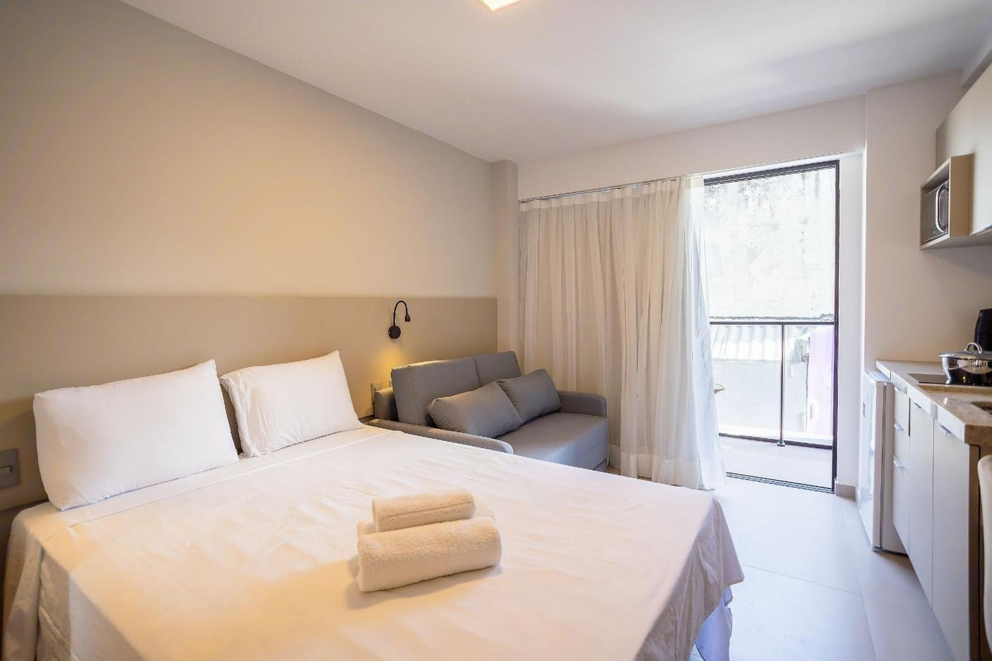 Haus #137 - Estudio Em Bessa Por Carpediem